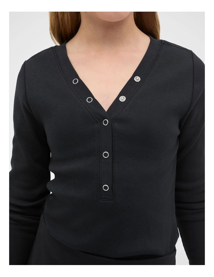 Placket Rib Tee in Black image 4