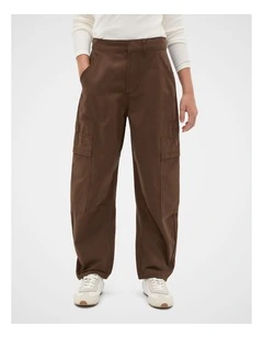 Tapered Cargo Pant in Brown