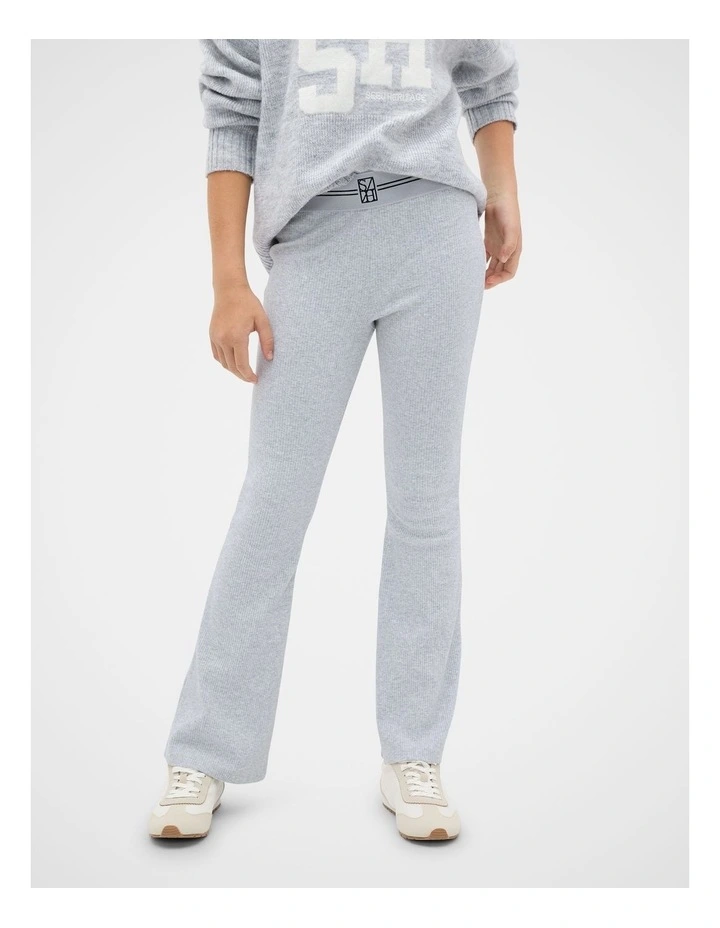 Logo Kick Flare in Cloud Grey Marle image 1