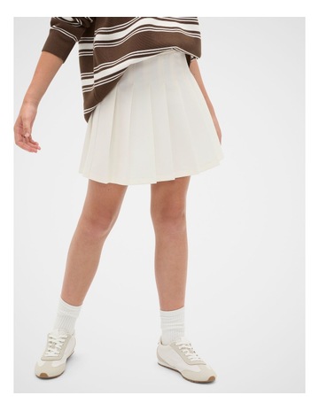 Classic Cream colour