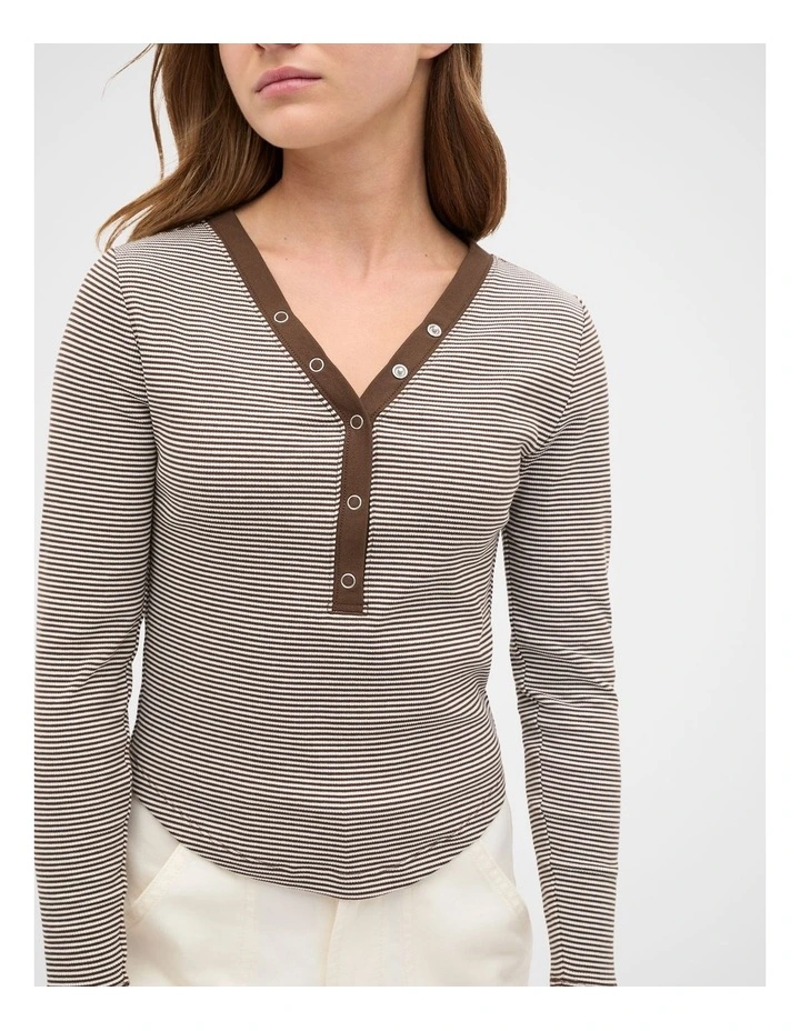 Placket Rib Stripe Tee in Chocolate image 4