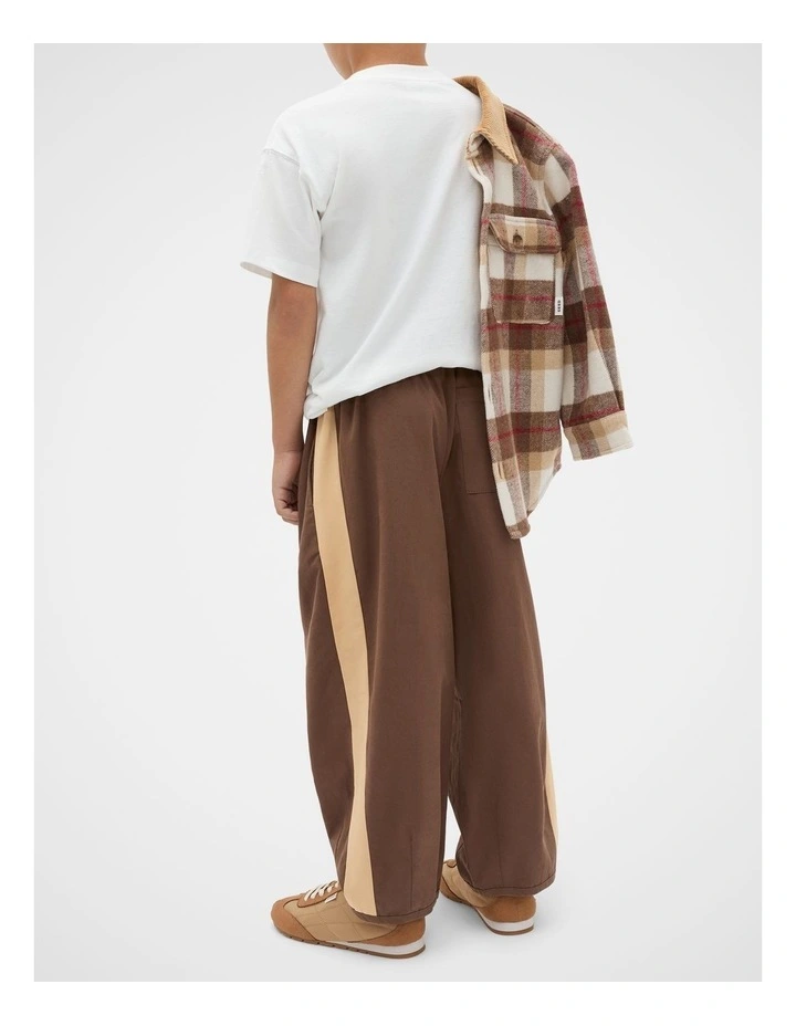 Balloon Leg Pant in Cacao image 2