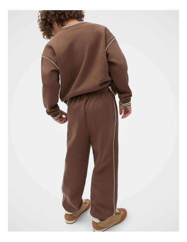 Core Logo Track Pant in Cacao image 2