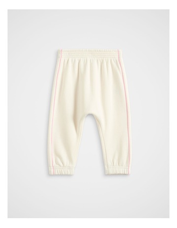 Classic Cream colour