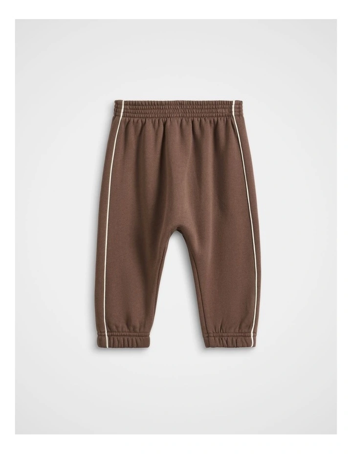 Core Logo Track Pant in Cacao image 1