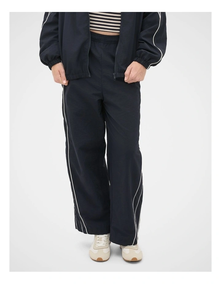Piped Parachute Pant in New Navy image 3