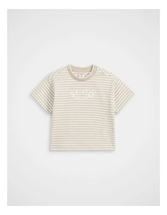 Core Stripe Logo Tee in Cool Stone