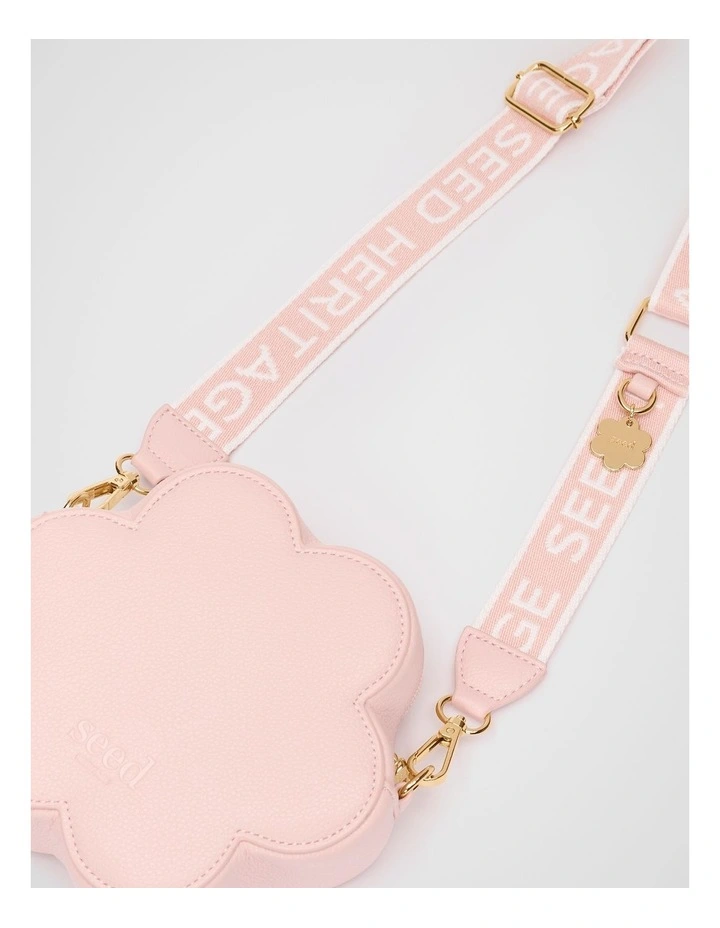 Flower Initial Bag in U image 3