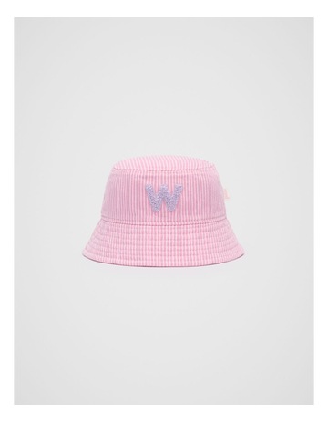 Pink colour