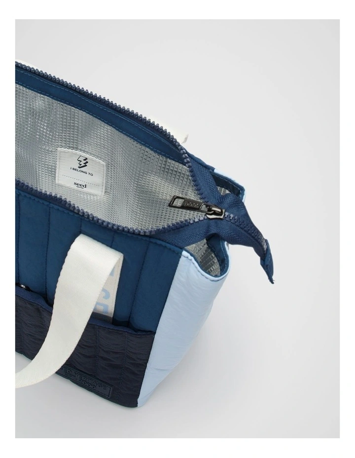 Lunch Bag in Washed Navy image 2