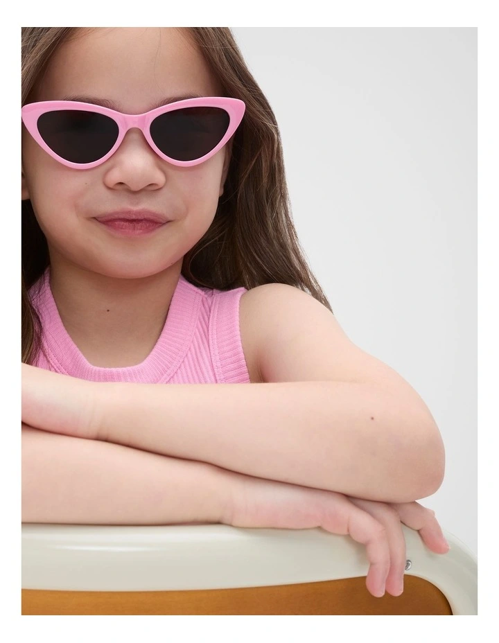 Cateye Sunglasses in Candy Pink image 2