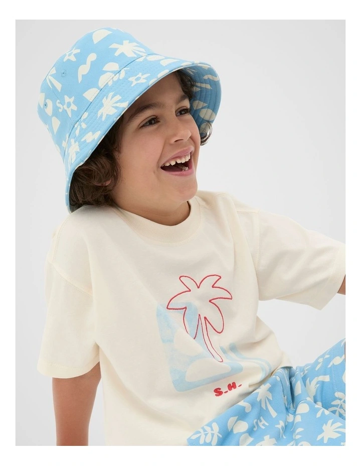 Vacay Bucket Hat in Graphic Print image 2