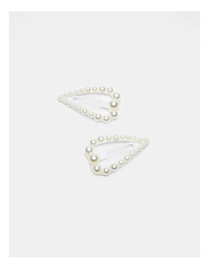 Pearl Heart Snaps in Classic Cream image 1