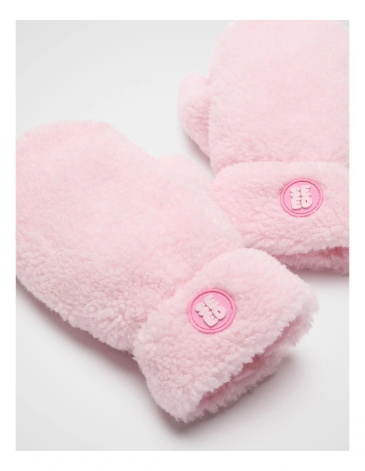 Cosy Mittens in Pink Lemonade image 3