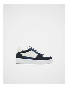 Lifestyle Sneaker in French Navy