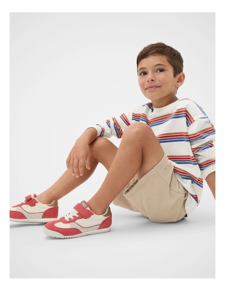 Retro Sneaker in Chilli Red Multi image 2