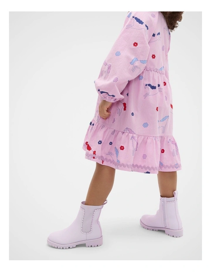 Scallop Boot in Orchid image 2