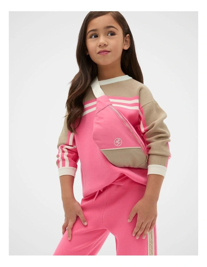 Retro Colourblock Bumbag in Bubblegum Pink image 2