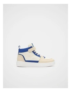 High Top Lifestyle Sneaker