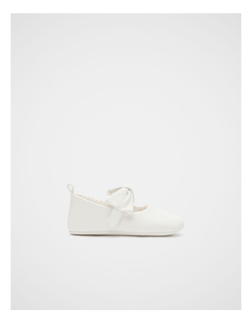 Classic Cream colour