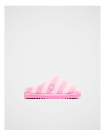 Pink colour