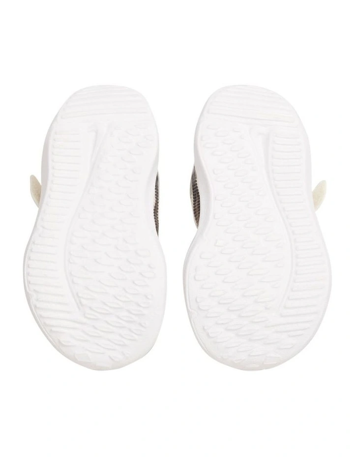 Downshifter 12 Sport Shoes in Ivory image 6