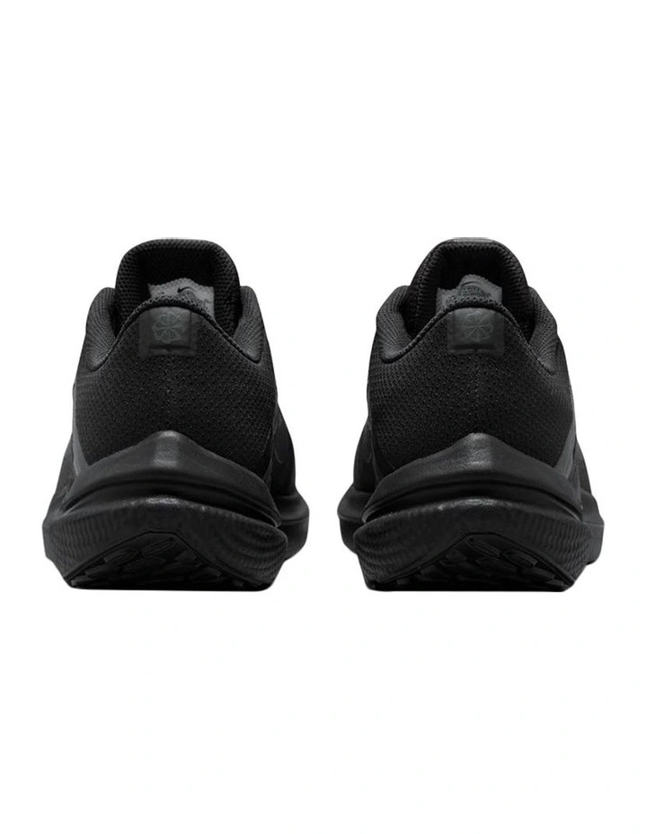 Air Winflo 10 Sport Shoes in Black image 3