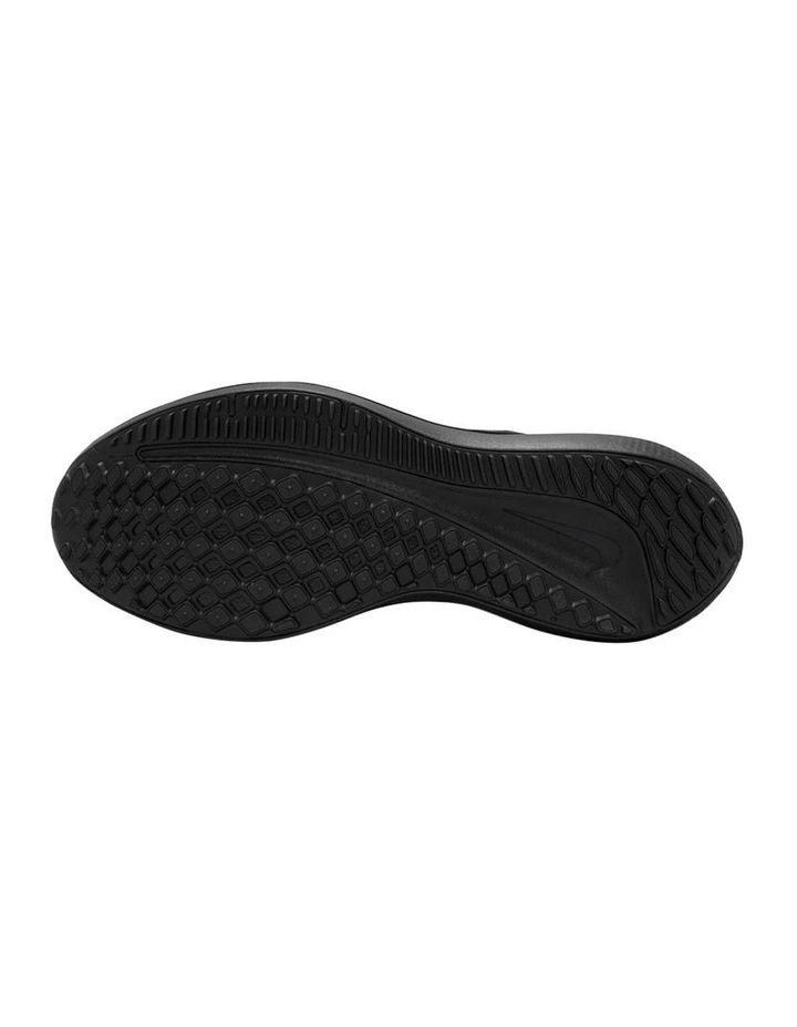 Air Winflo 10 Sport Shoes in Black image 6