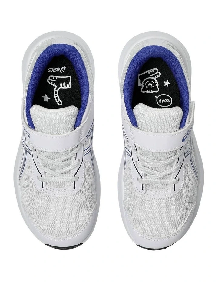 Contend Sport Shoes in White image 3