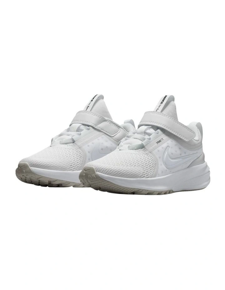 Star Runner Sport Shoes in White image 4