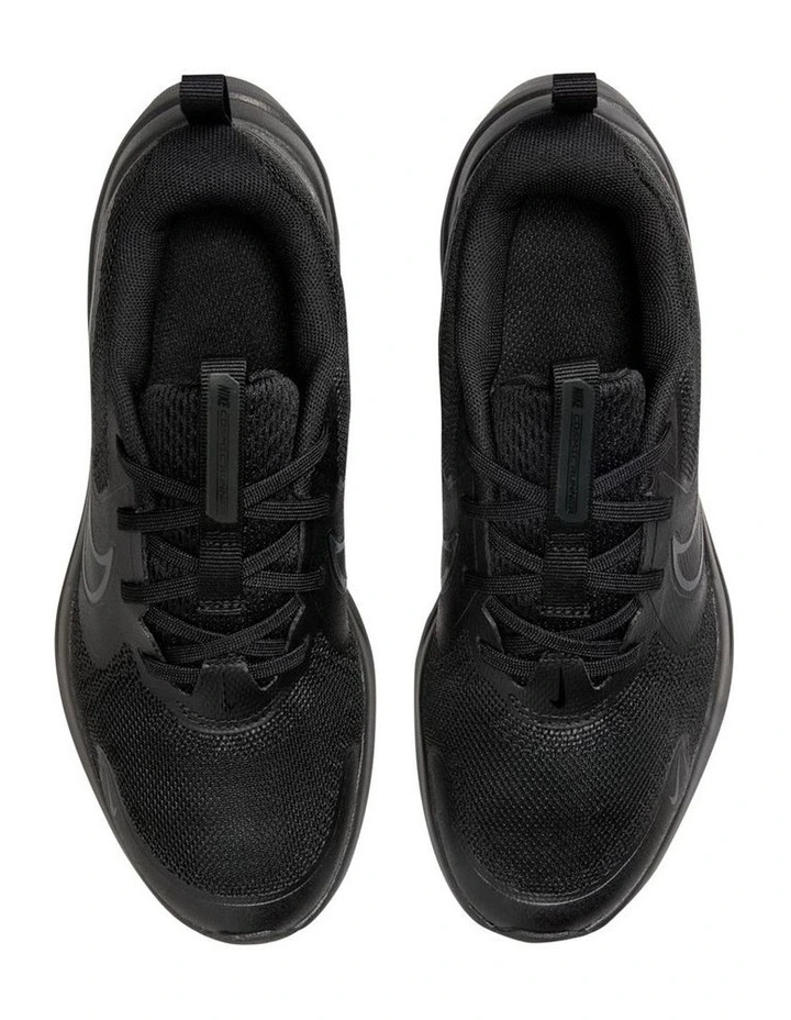 Cosmic Runner Grade School Sport Shoes in Black image 3
