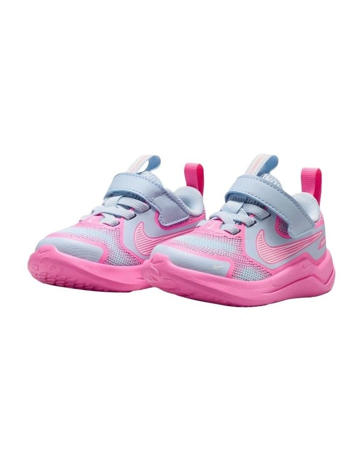 Cosmic Runner Swoosh Infant Sport in Hot Pink image 4