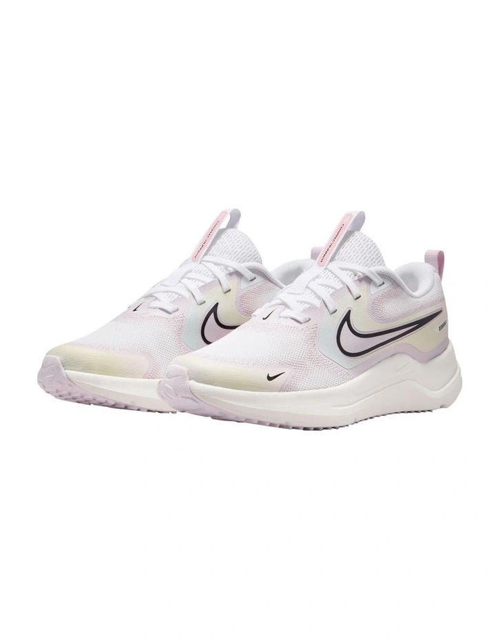 Cosmic Runner Se 2 Grade School Sport In White image 4