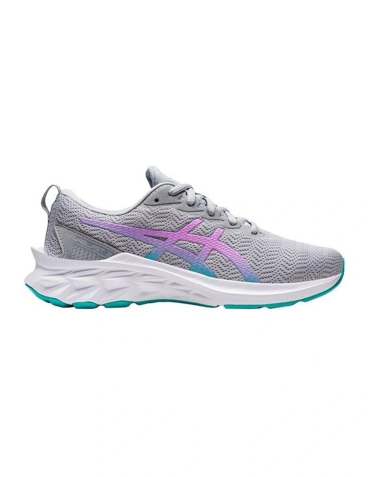 Novablast 2 School Sport Shoes In Grey image 1