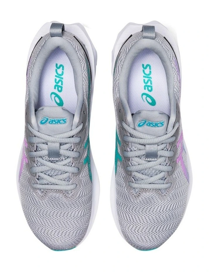 Novablast 2 School Sport Shoes In Grey image 3