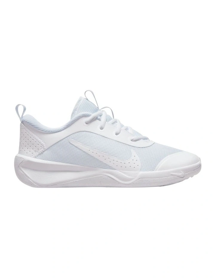 Omni Multi-Court School Sport Shoes In White image 1