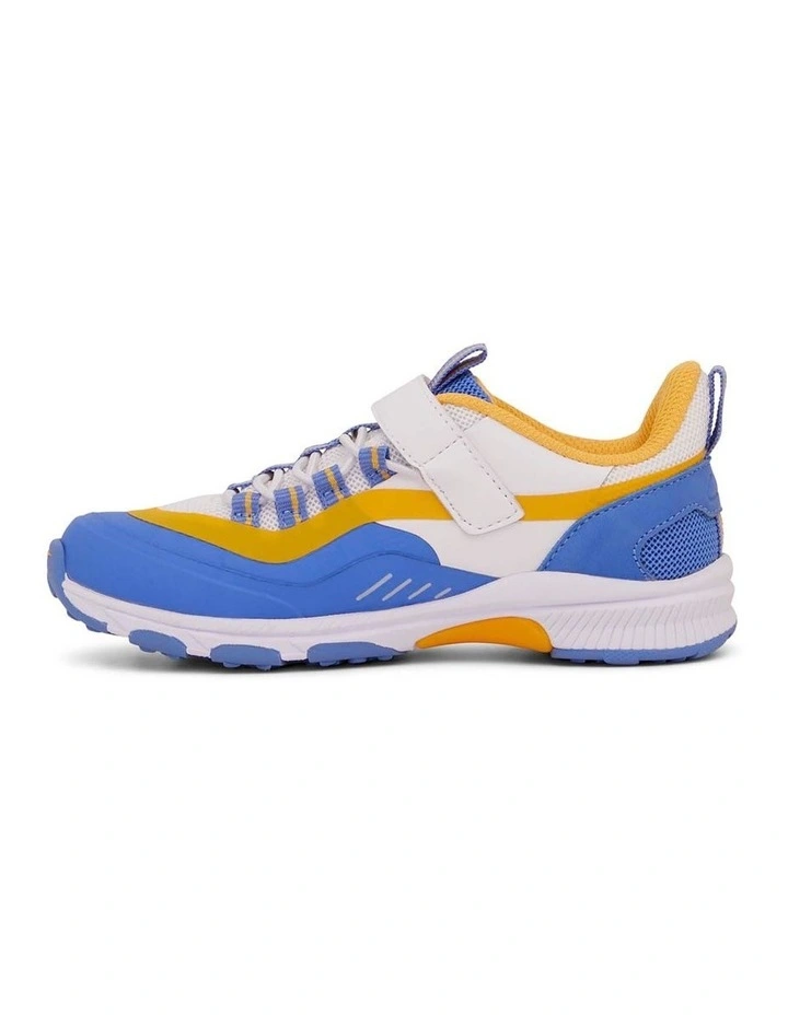 Nash Sneakers in Blue image 4