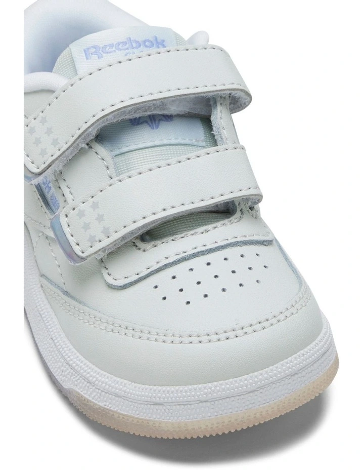 Club C 2V 2.0 Sneakers in Grey image 4