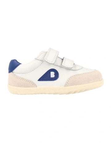 Step Up Champ Shoes in White