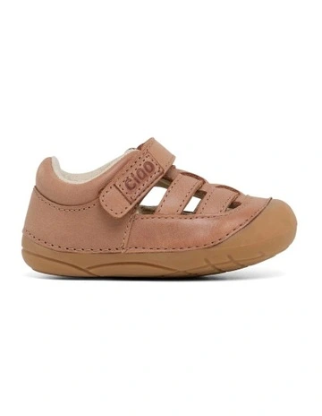 Blake Sandals Prewalker in Tan