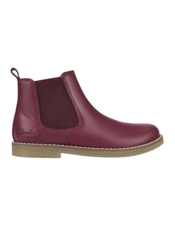 Maroon colour