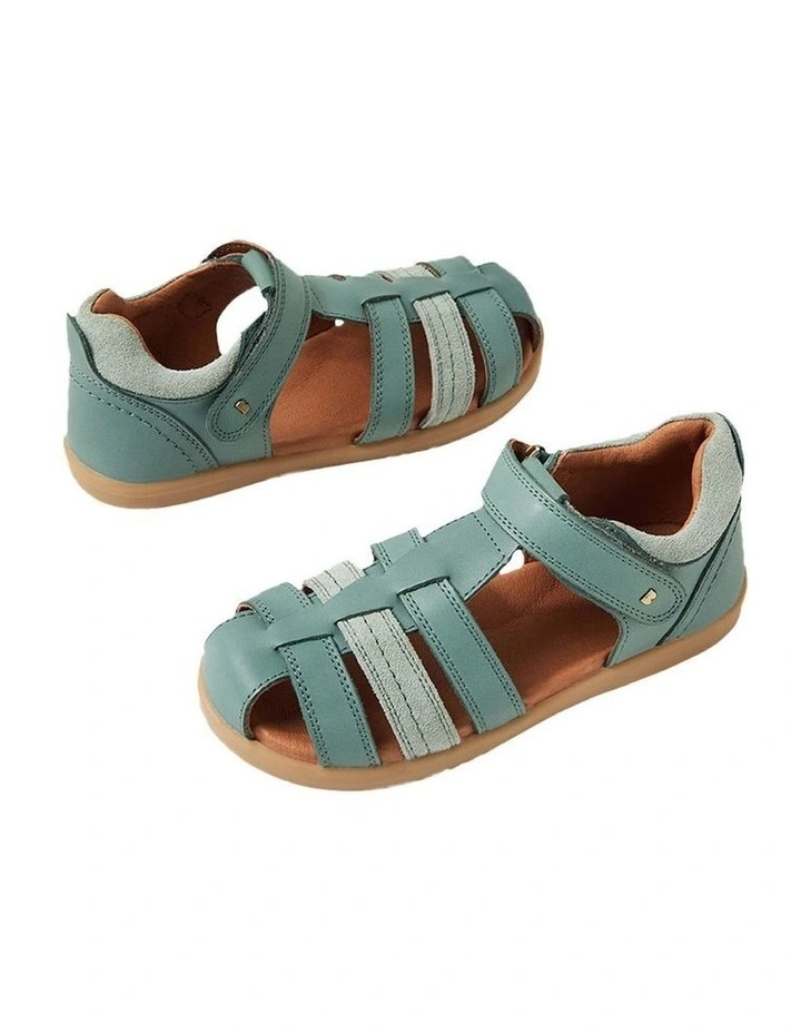 Roam Sandals in Green image 4