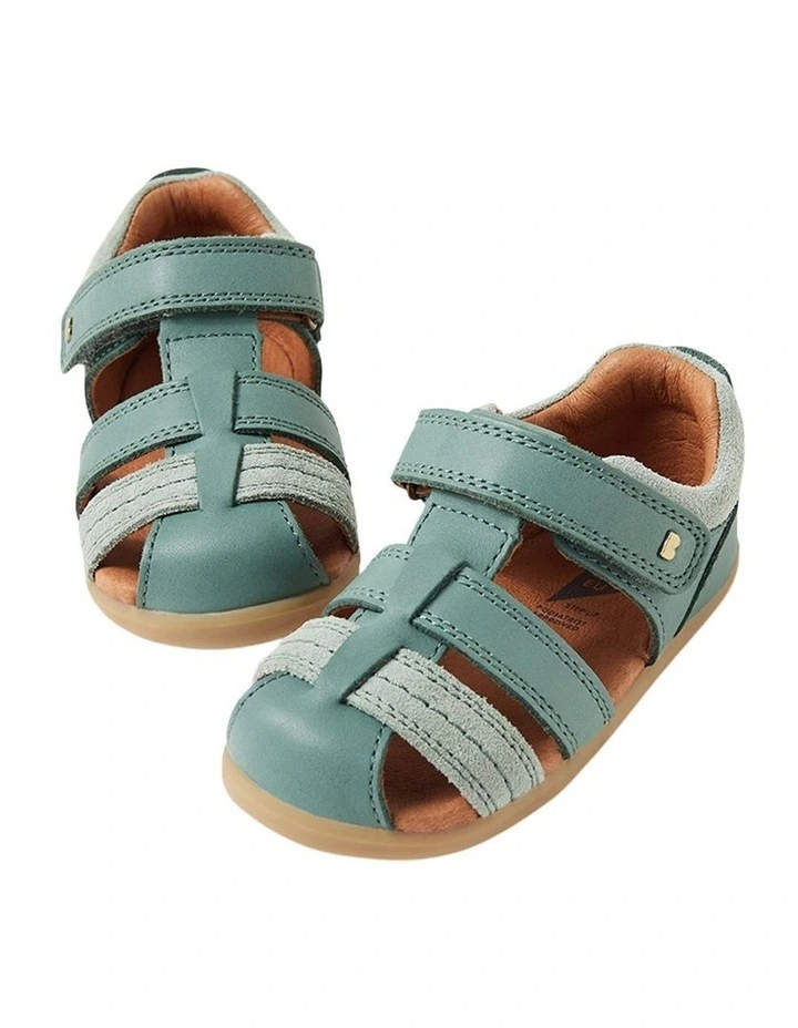 Step Up Roam Sandals in Green image 4