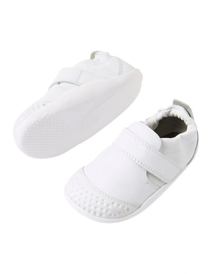 Xplorer Go Prewalker Shoes in White image 2