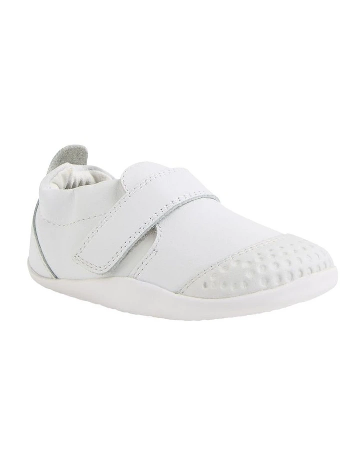 Xplorer Go Prewalker Shoes in White image 4
