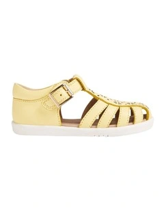 Iwalk Chelsea Sandals in Yellow