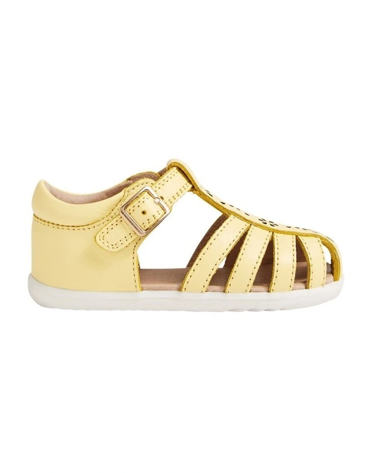 Step Up Chelsea Sandals in Yellow image 1