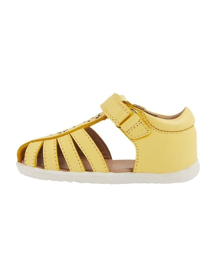 Step Up Chelsea Sandals in Yellow image 2