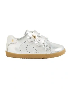 Step Up Maverick Shoes in Silver Grey