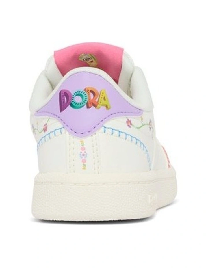 Club C Sneakers in White image 3